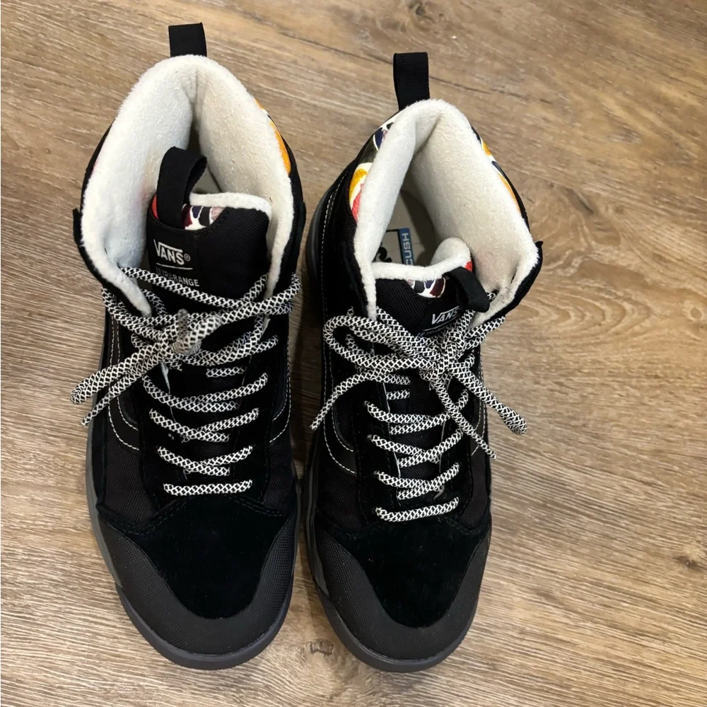 Vans Black High-Top Sneakers - Picture 4 of 6